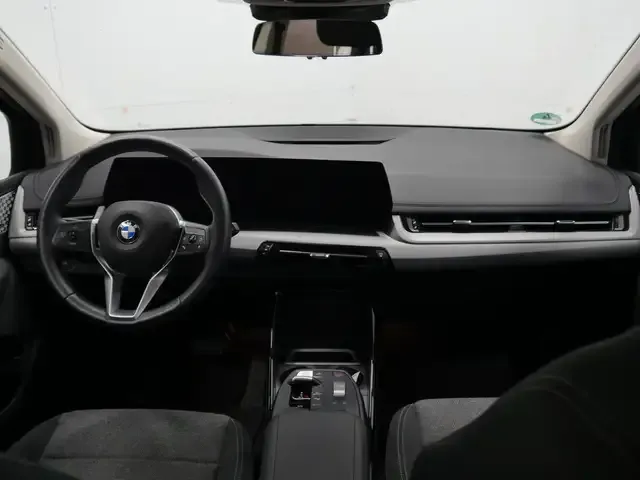 BMW 223