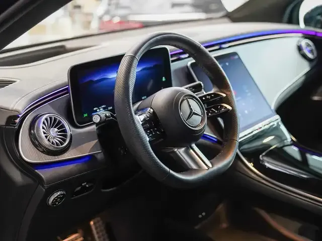 Mercedes-Benz EQE 350
