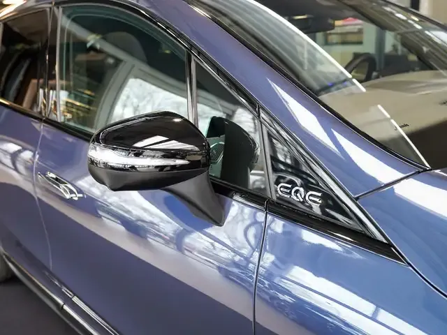 Mercedes-Benz EQE 350