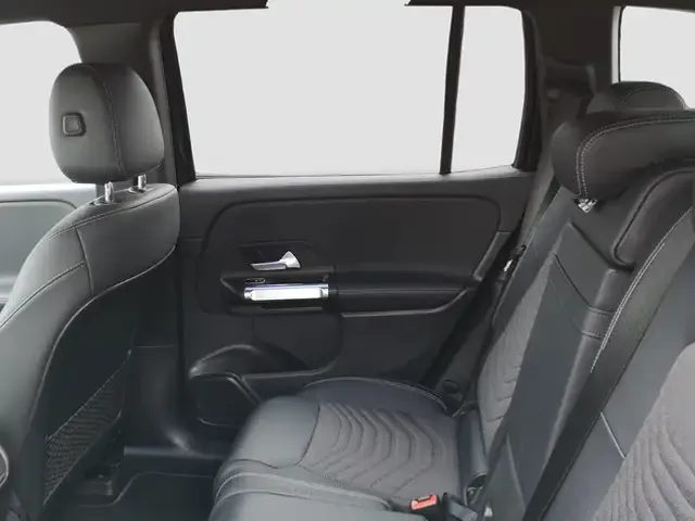 Mercedes-Benz EQB 300