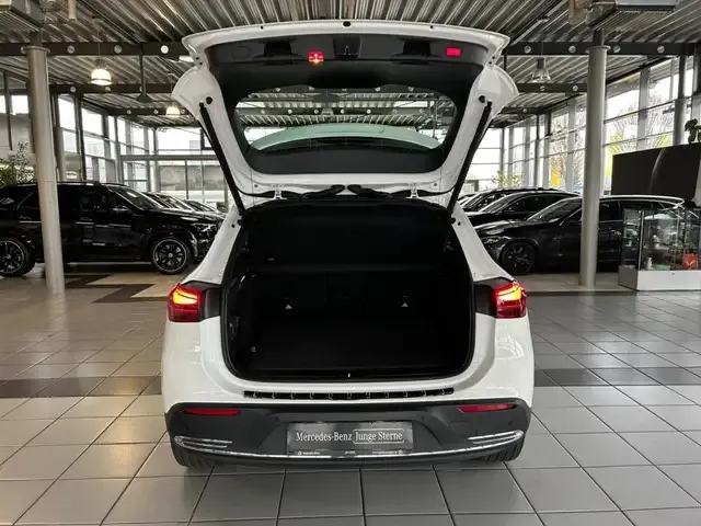 Mercedes-Benz EQA 250