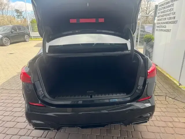 BMW 235