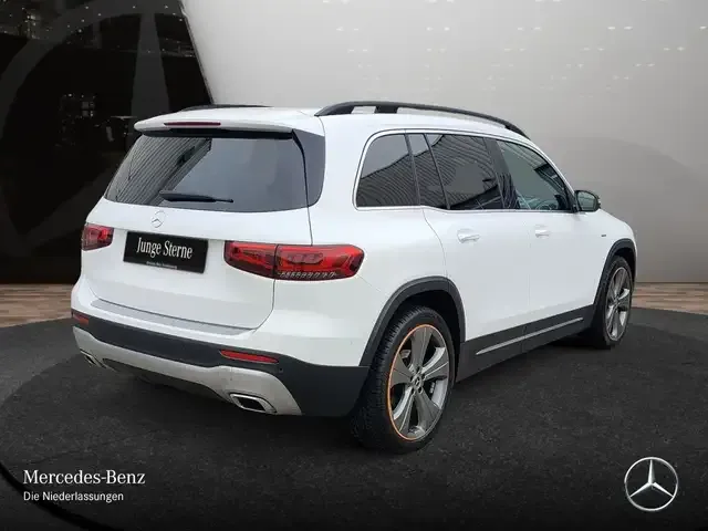 Mercedes-Benz GLB 200