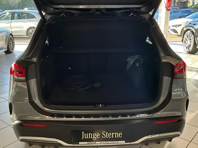 Mercedes-Benz EQA 250