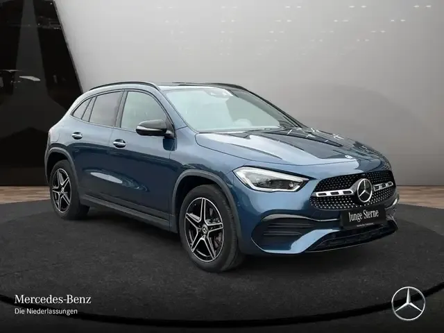Mercedes-Benz GLA 250