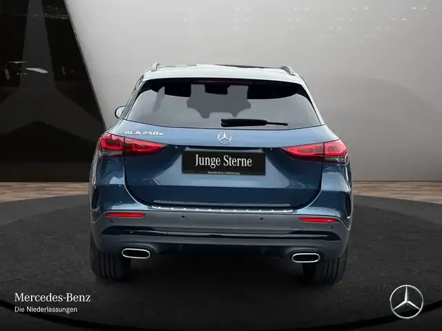 Mercedes-Benz GLA 250