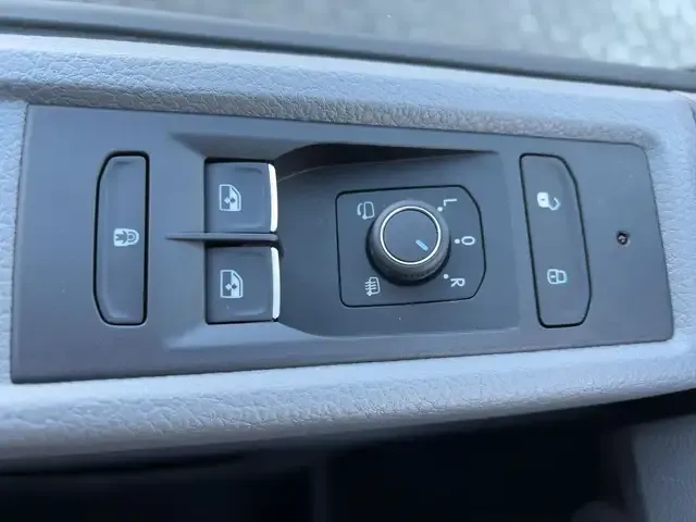 Volkswagen T6.1 Caravelle