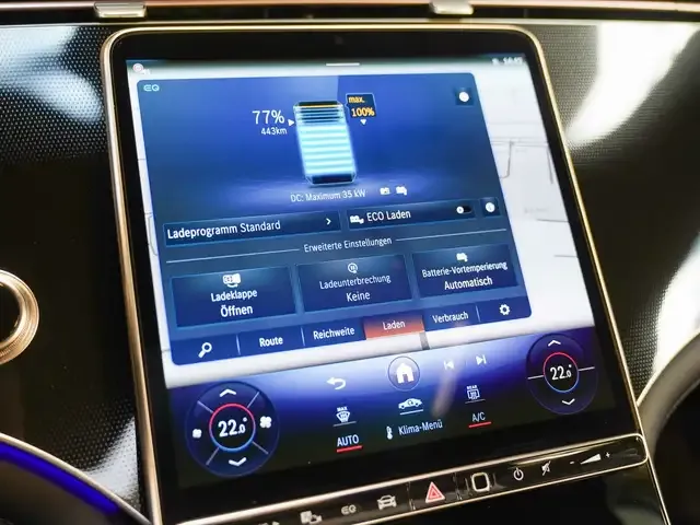 Mercedes-Benz EQE 300