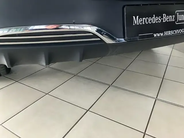 Mercedes-Benz EQB 350