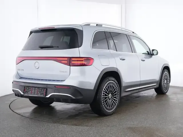 Mercedes-Benz EQB 350