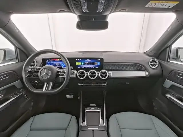 Mercedes-Benz EQB 350
