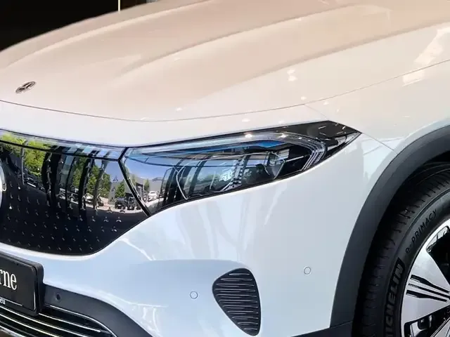 Mercedes-Benz EQB 350