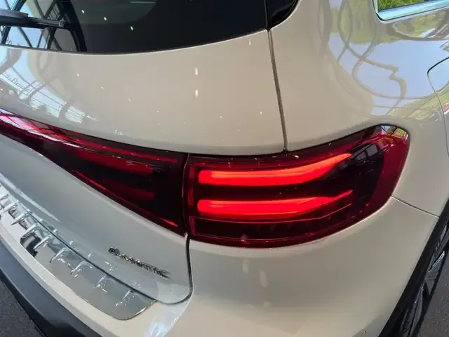 Mercedes-Benz EQB 350