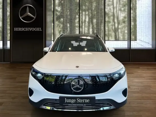 Mercedes-Benz EQB 350