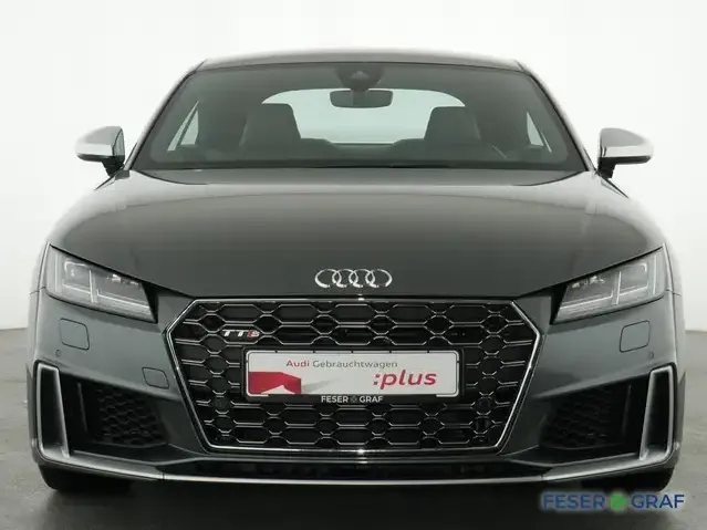Audi TTS