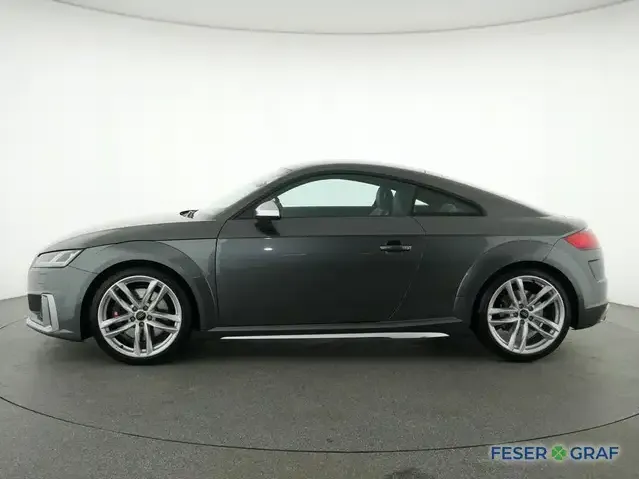 Audi TTS