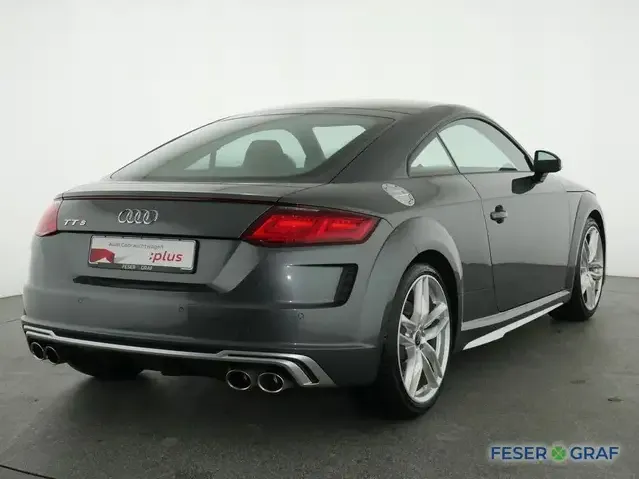 Audi TTS