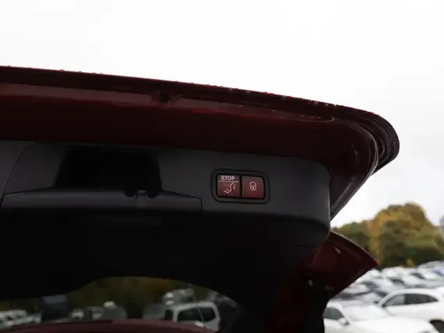 Mercedes-Benz EQB 300