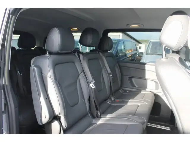 Mercedes-Benz EQV 300