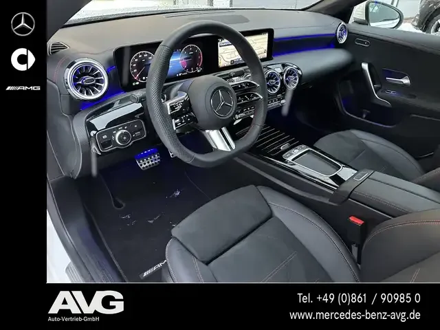 Mercedes-Benz CLA 220