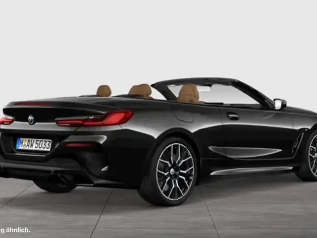 BMW 840