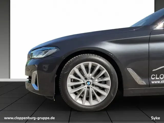 BMW 520