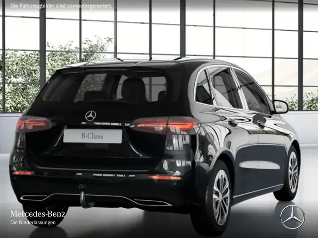 Mercedes-Benz B 180