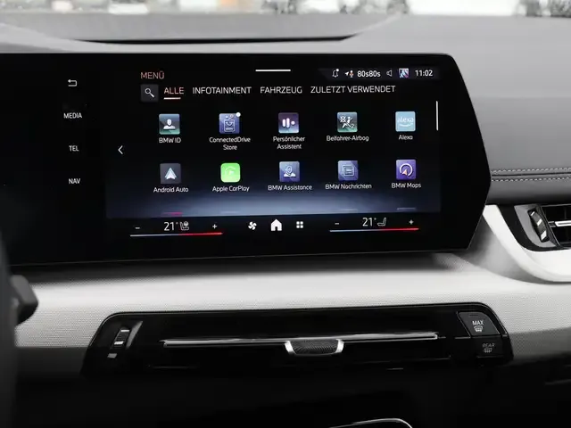 BMW 218