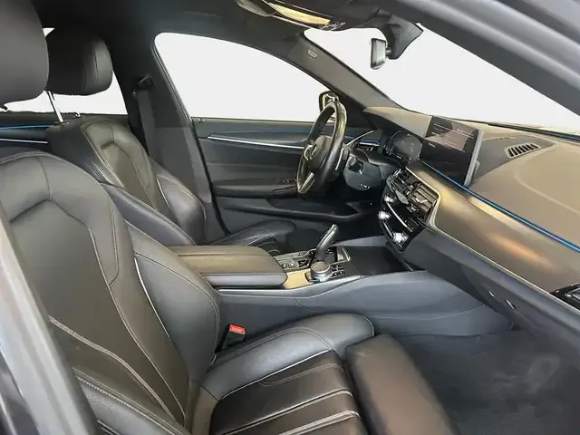 BMW 545