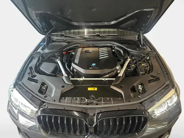BMW 545
