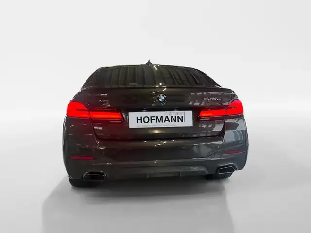 BMW 545