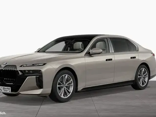 BMW i7