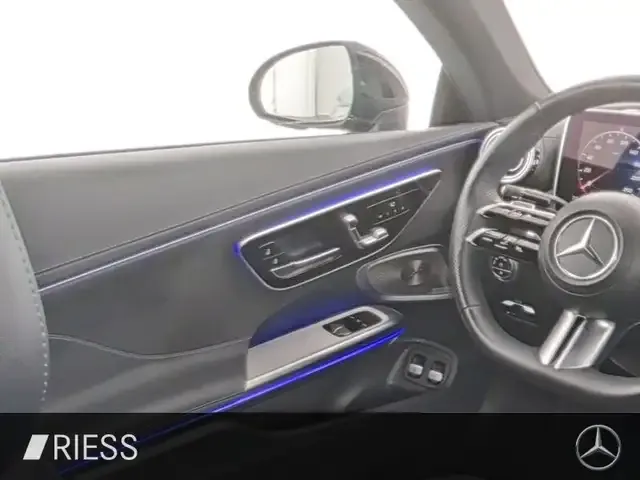 Mercedes-Benz CLE 300