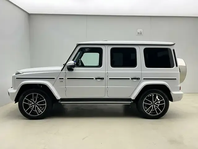 Mercedes-Benz G 500