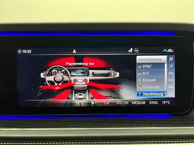 Mercedes-Benz G 500