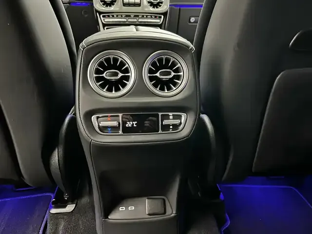 Mercedes-Benz G 500