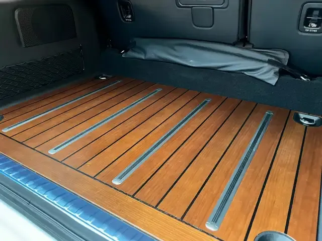 Mercedes-Benz G 500