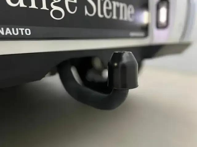 Mercedes-Benz G 500