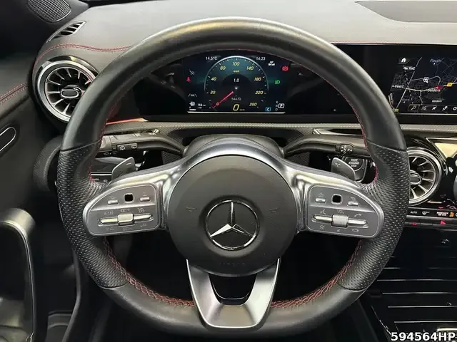 Mercedes-Benz CLA 200