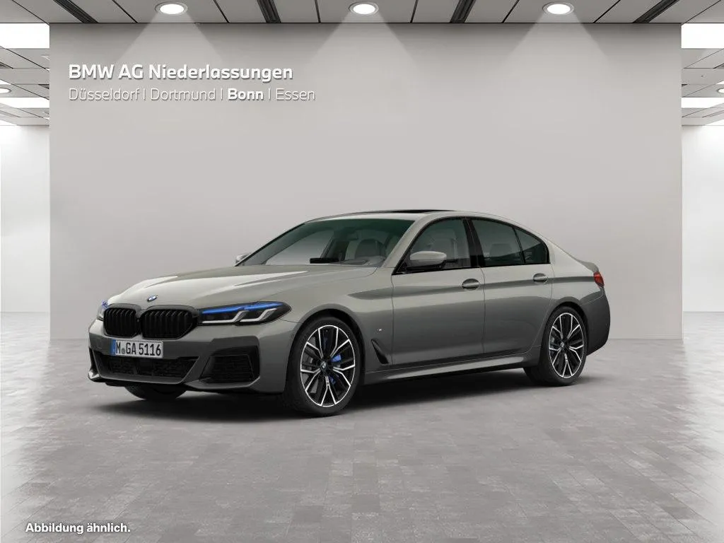 BMW M550