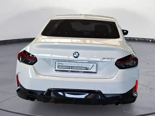 BMW 230