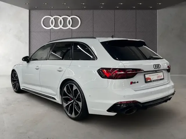 Audi RS4
