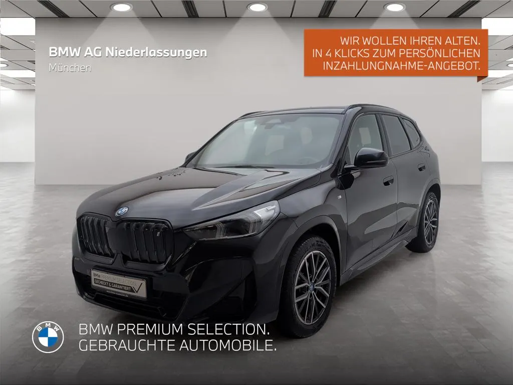 BMW iX1