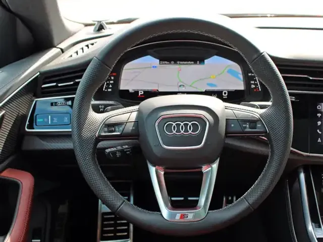 Audi SQ8