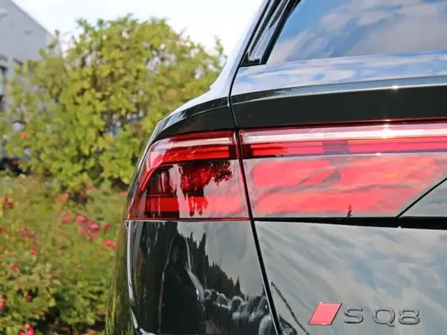 Audi SQ8