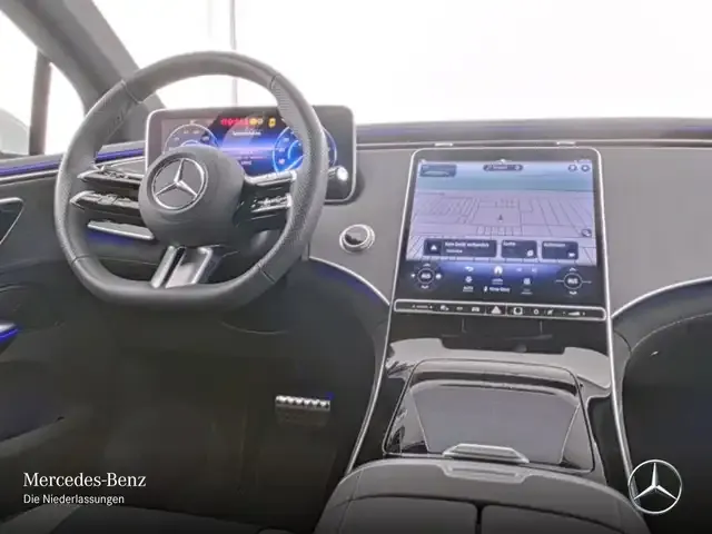 Mercedes-Benz EQE 300