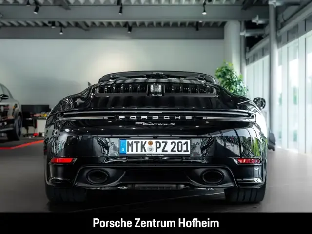 Porsche 992