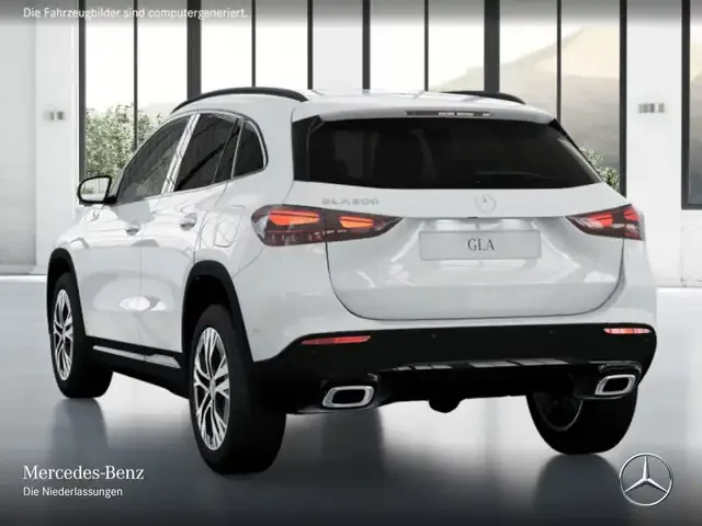 Mercedes-Benz GLA 200