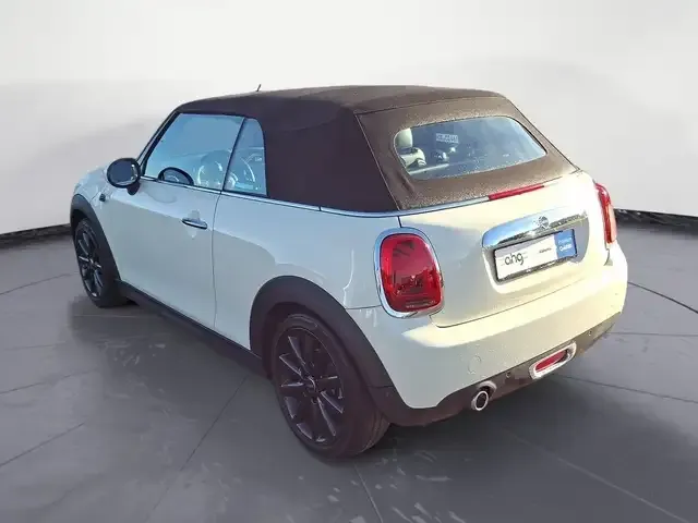MINI Cooper Cabrio