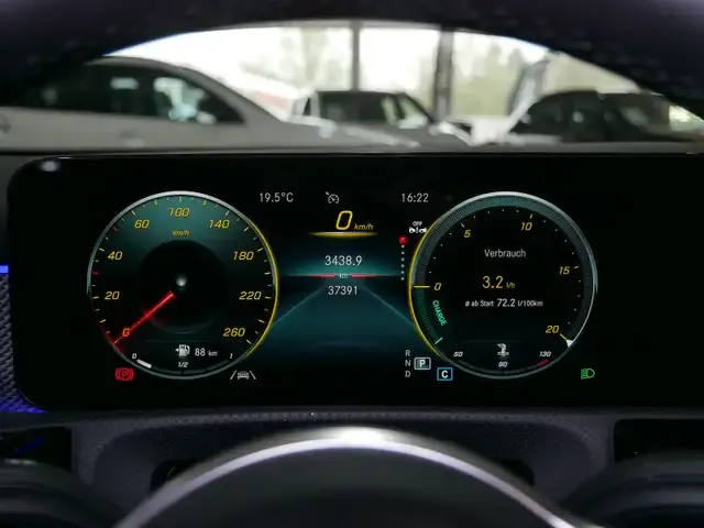 Mercedes-Benz A 200